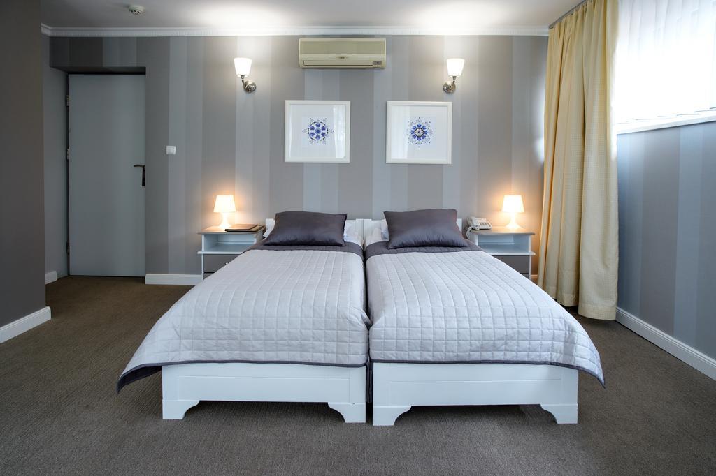 Hotel Niedzwiadek Wdzydze Kiszewskie Eksteriør billede