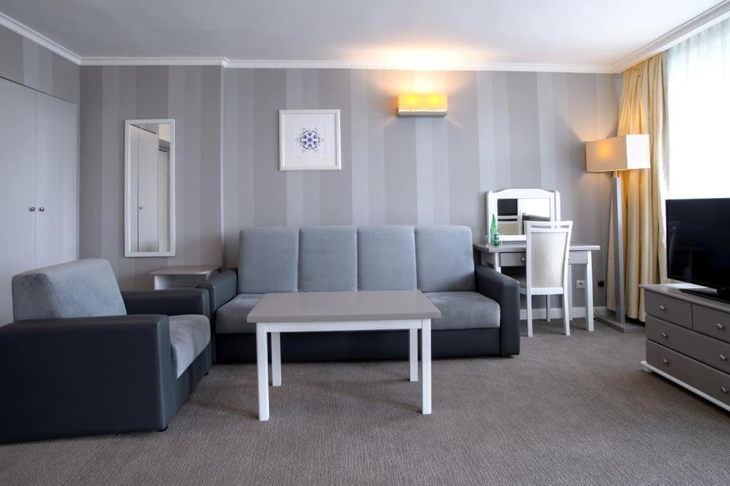 Hotel Niedzwiadek Wdzydze Kiszewskie Eksteriør billede